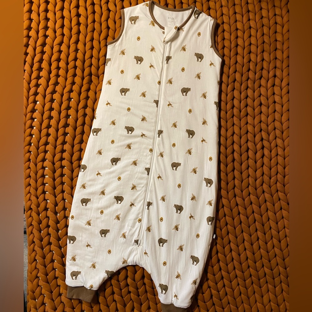 Kyte Baby bamboo sleep bag walker in “Honey Bear” 18-36 months